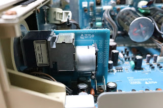 PM8001に搭載されているモーター付き大型ボリウム