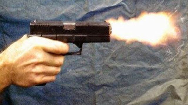 Μαθητής πυροβόλησε μέσα σε σχολείο στη Λαμία! Μαθητής πυροβόλησε μέσα σε σχολείο στη Λαμία!