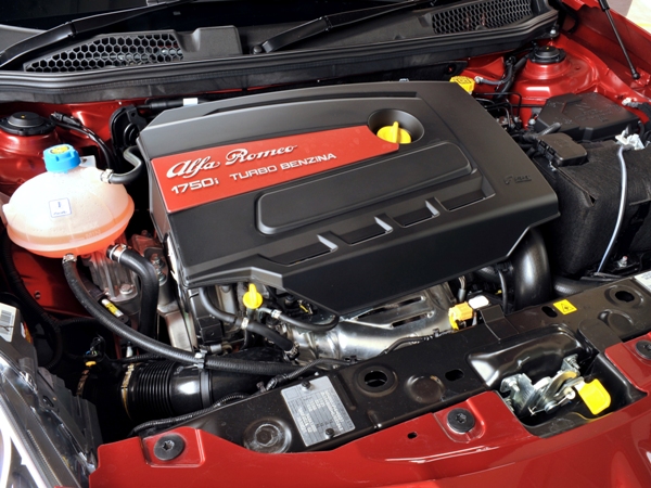 2013 Alfa Romeo Giulia Review Spec Release Date Picture And Price 