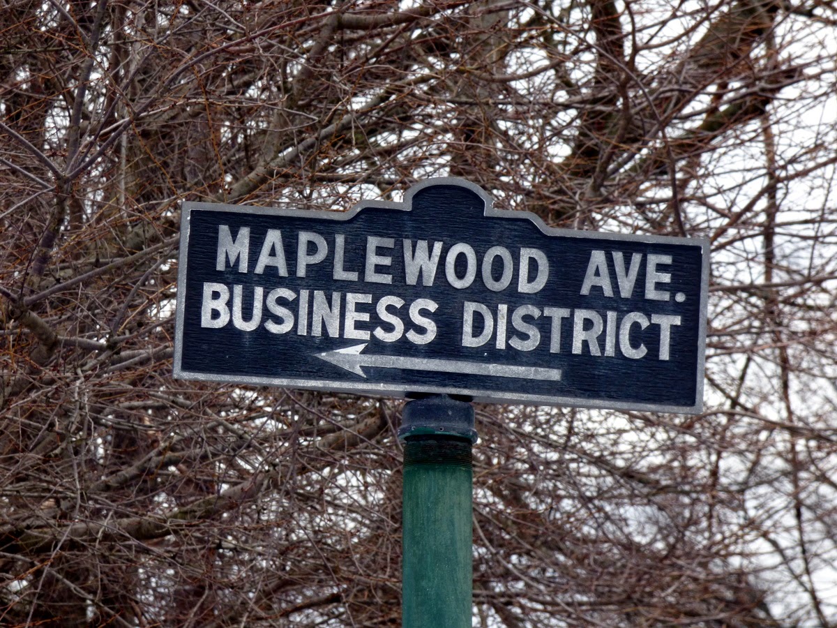 Essex County Place Photos of the Day 2/11/15 Signs in Maplewood