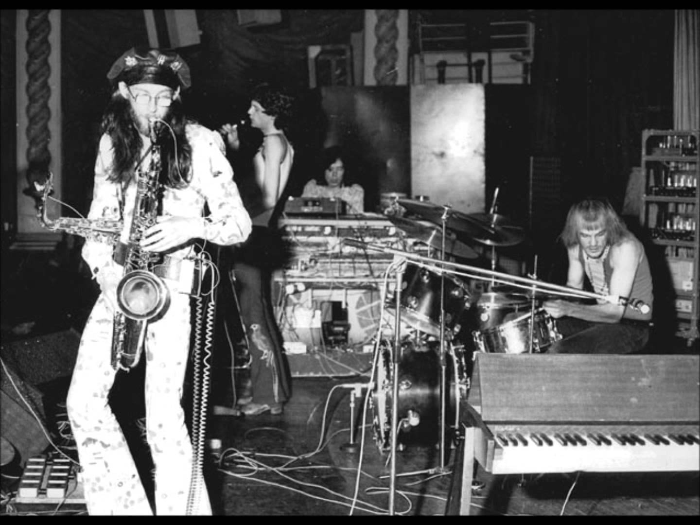 Darius, Don't You Get The Feelin Van Der Graaf Generator H to He