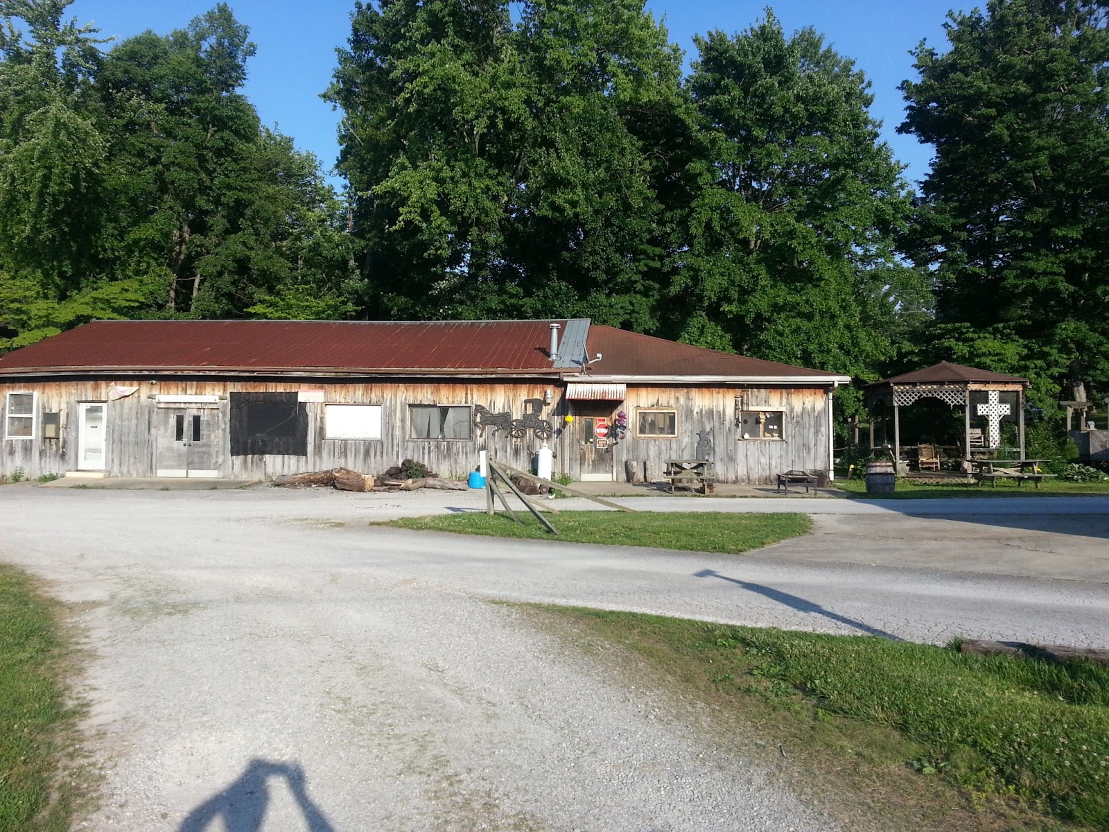 Mark and Patty RV Adventures Travel to Berea KY. RV Repair and Small