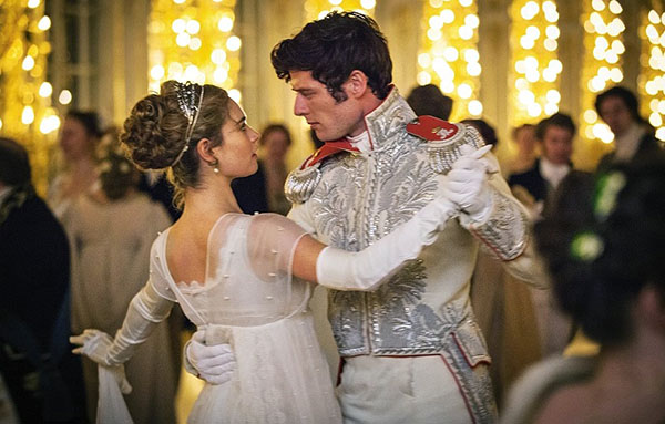 James Norton y Lily James en "Guerra y Paz" James Norton y Lily James en "Guerra y Paz"