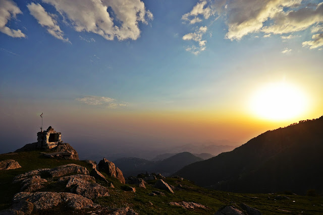 Photo of BF or BFF – Test the love with the Triund trek! 18/19 by Nerdy Adventuress