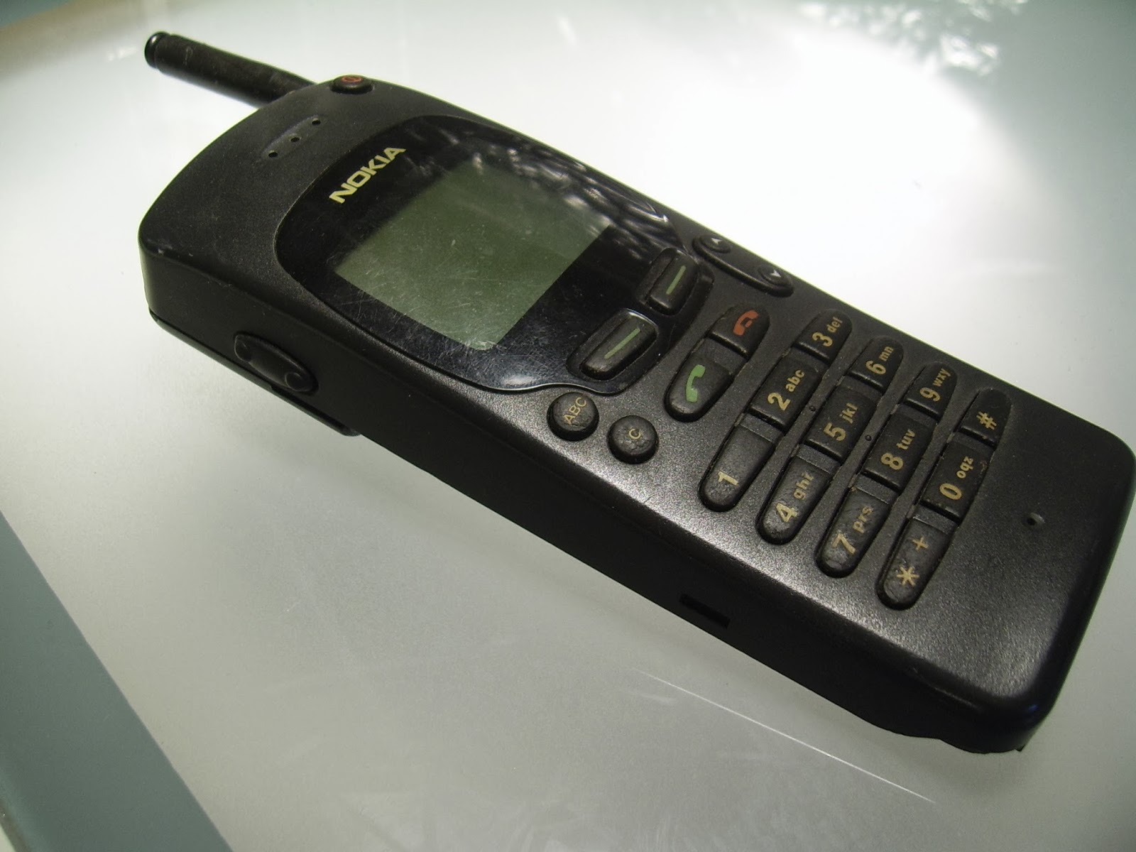 Vintage Gadget Collector Nokia 2110i