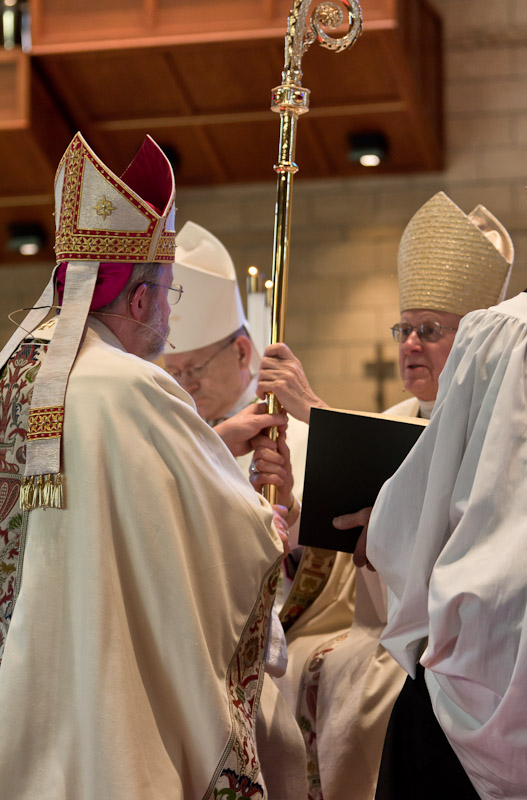 Philothea on Phire: Photos of Bishop Liam Cary Ordination!