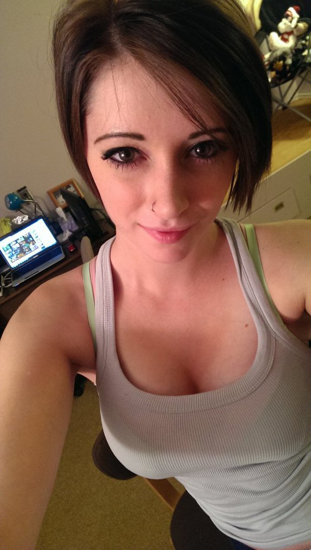 Check some Cute girls Selfies | Hollywood Lix Check some Cute girls Selfies | Hollywood Lix
