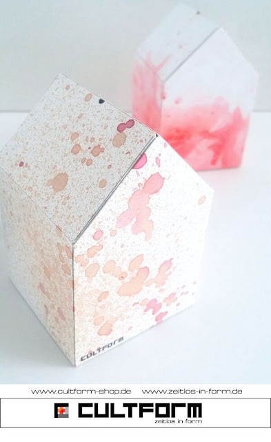 Die Hausbox von Cultform. Ein eindrucksvolles und doch einfaches DIY: kleine Geschenke inDie Hausbox von Cultform. Ein eindruchsvolles und doch einfaches DIY: kleine Geschenke individuell modern verpacken im aktuellen Watercolor-Trend dividuell modern verpacken im aktuellen Watercolor-Trend Die Hausbox von Cultform. Ein eindrucksvolles und doch einfaches DIY: kleine Geschenke individuell modern verpacken im aktuellen Watercolor-Trend: zwei Hausboxen Orange, Rot
