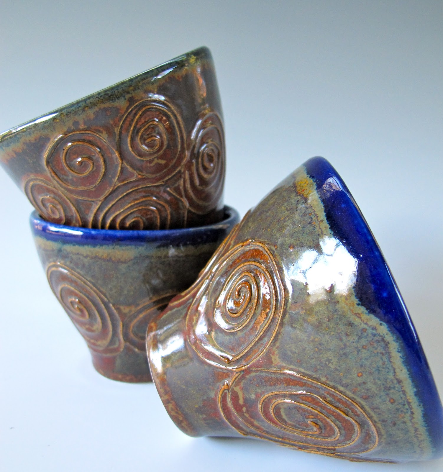 Pottery by Lisa Slip Trailing