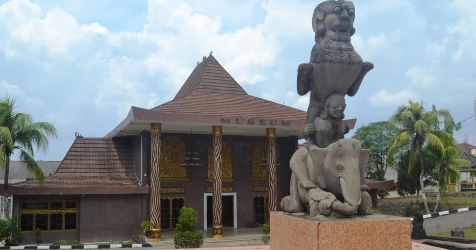 Balaputra Dewa Museum, State Museum of South Sumatra ...