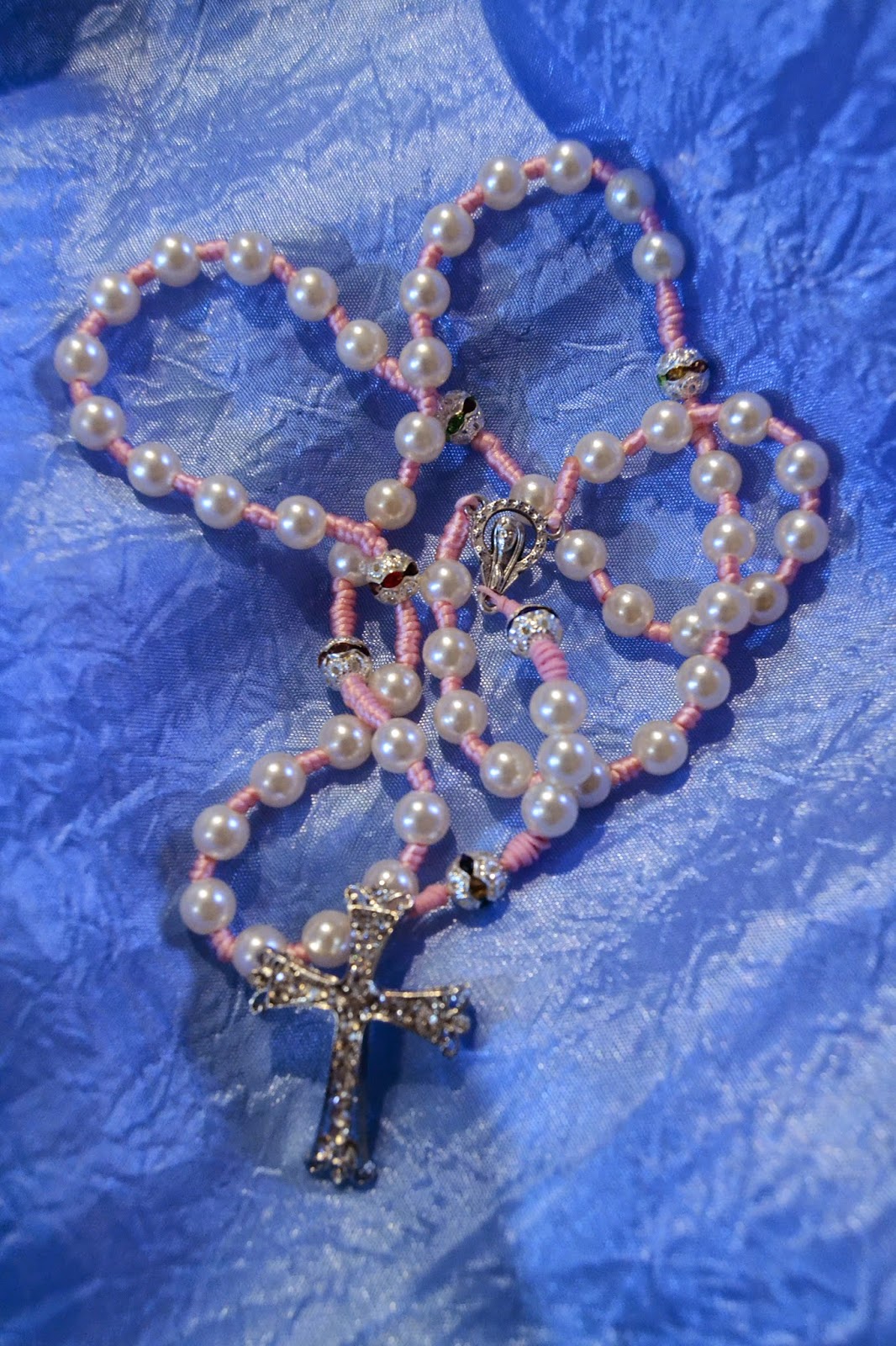 Rosario artesanal: ROSARIOS DE PERLAS