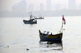 morning, foggy, smoggy, misty, worli, dadar skyline, mumbai, arabian sea, boats, birds, india, 