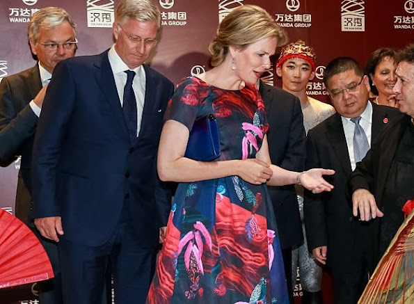 King Philippe and Queen Mathilde of Belgium and Wang Jianlin, chairman of Wanda Group, visit the Han Show theater co-created by Wanda Group and Dragone