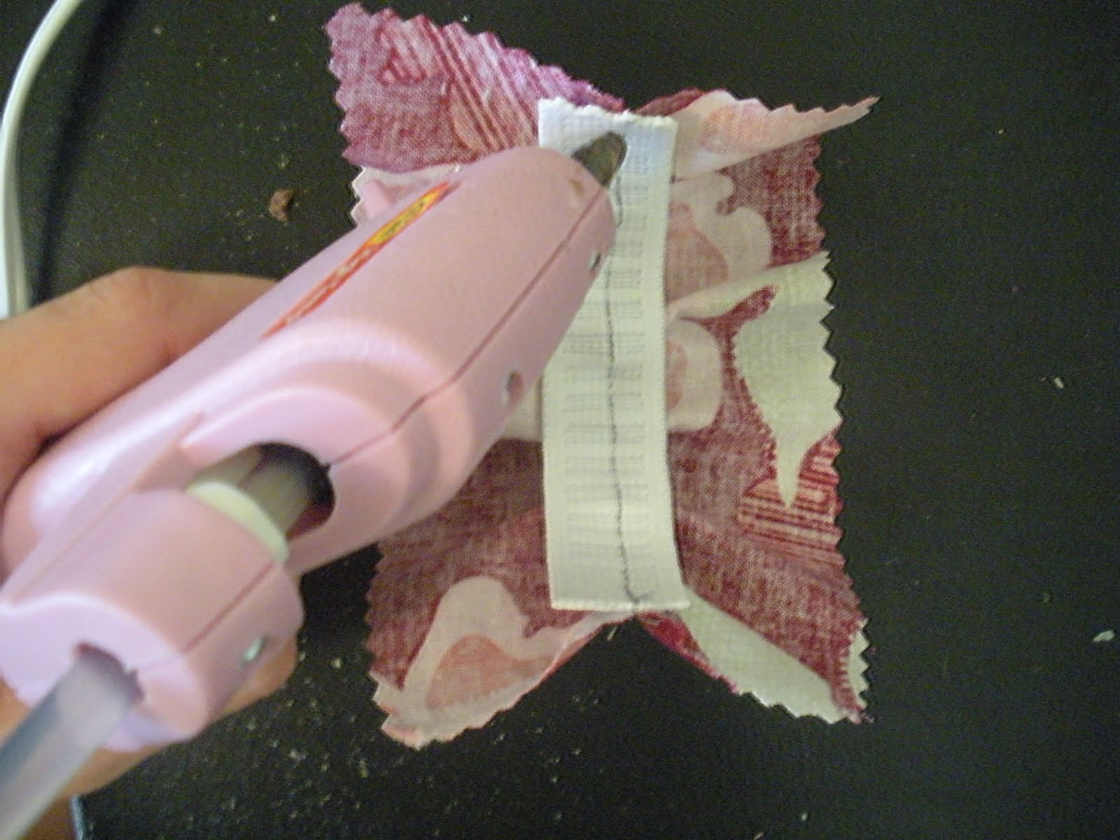 Crafty Critique Tutorial RuffRuffle Dog Collar Embellishment