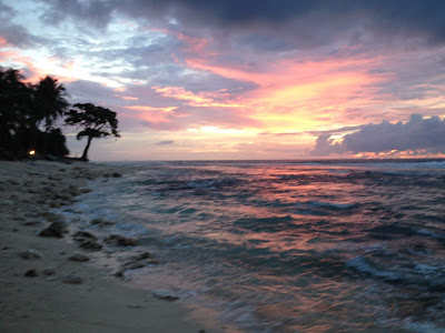sunset di pantai sikunyit