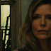 Michelle Pfeiffer ameaça Jennifer Lawrence em novo clipe de "Mãe!"