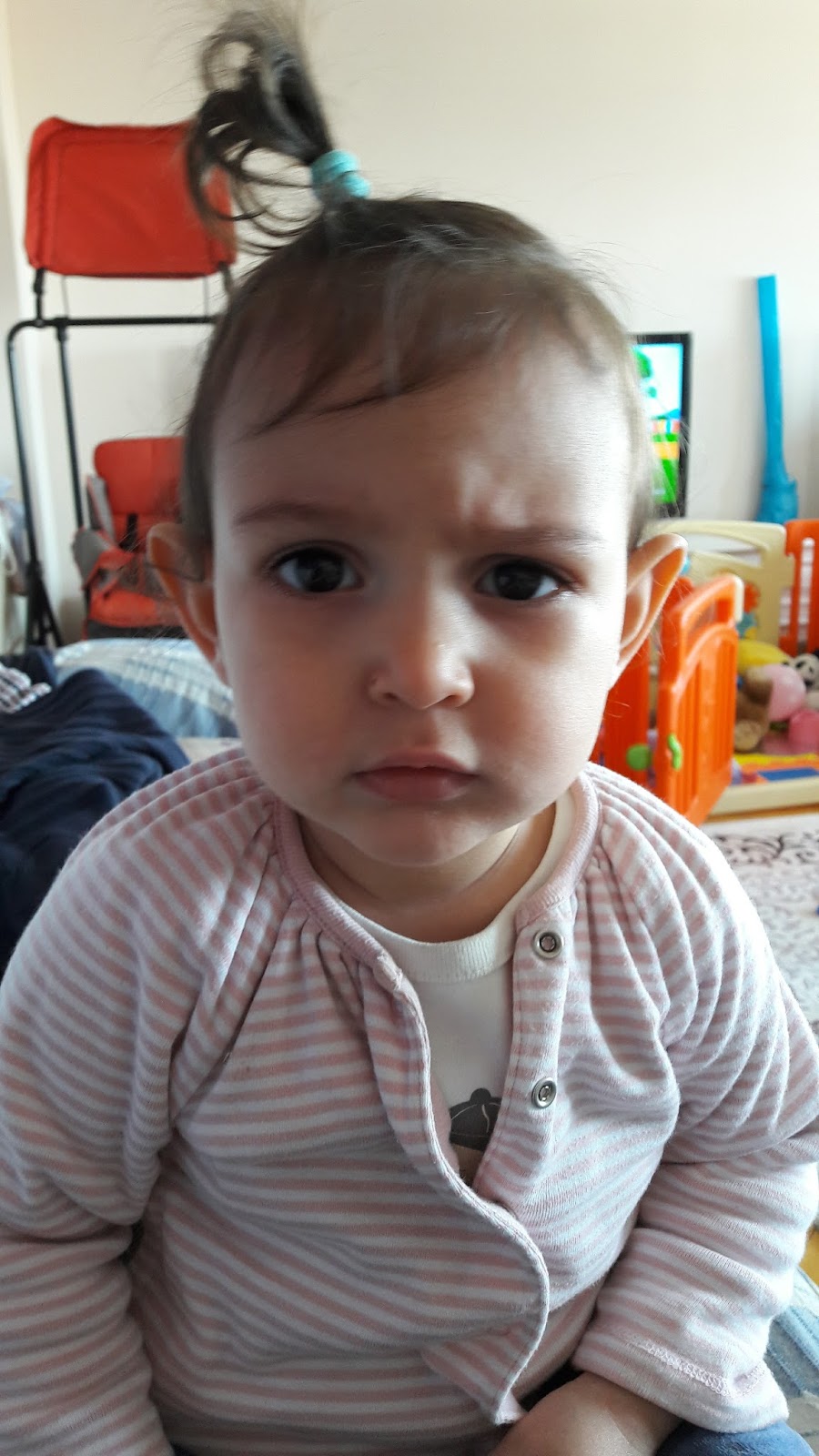 Bırakın çocuğunuz vücuduyla resim yapsın Bırakın çocuğunuz vücuduyla resim yapsın