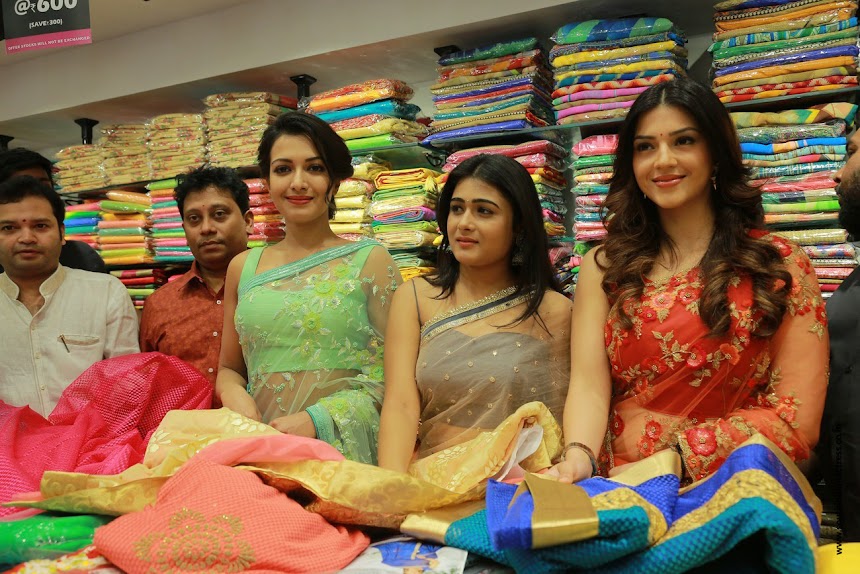 Catherine Tresa, Mehrene Pirzada & Shalini Pandey launch KLM Fashion Mall