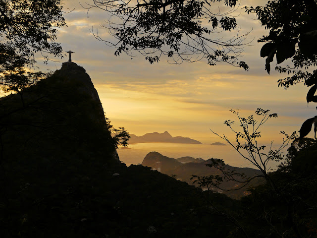 Frase - Augusto Cury amanhecer no Corcovado