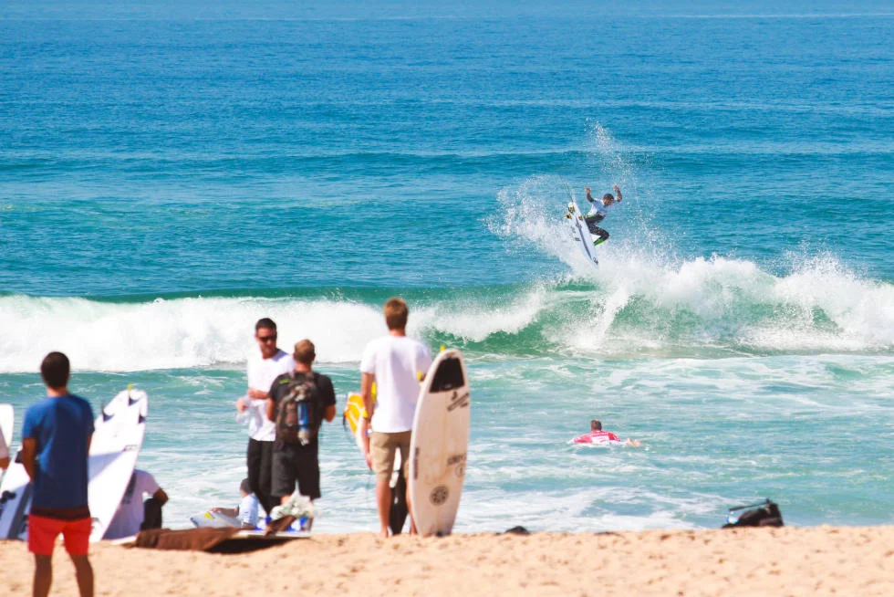 5 Michael Rodrigues BRA Allianz Billabong Pro Cascais Foto WSL Laurent Masurel