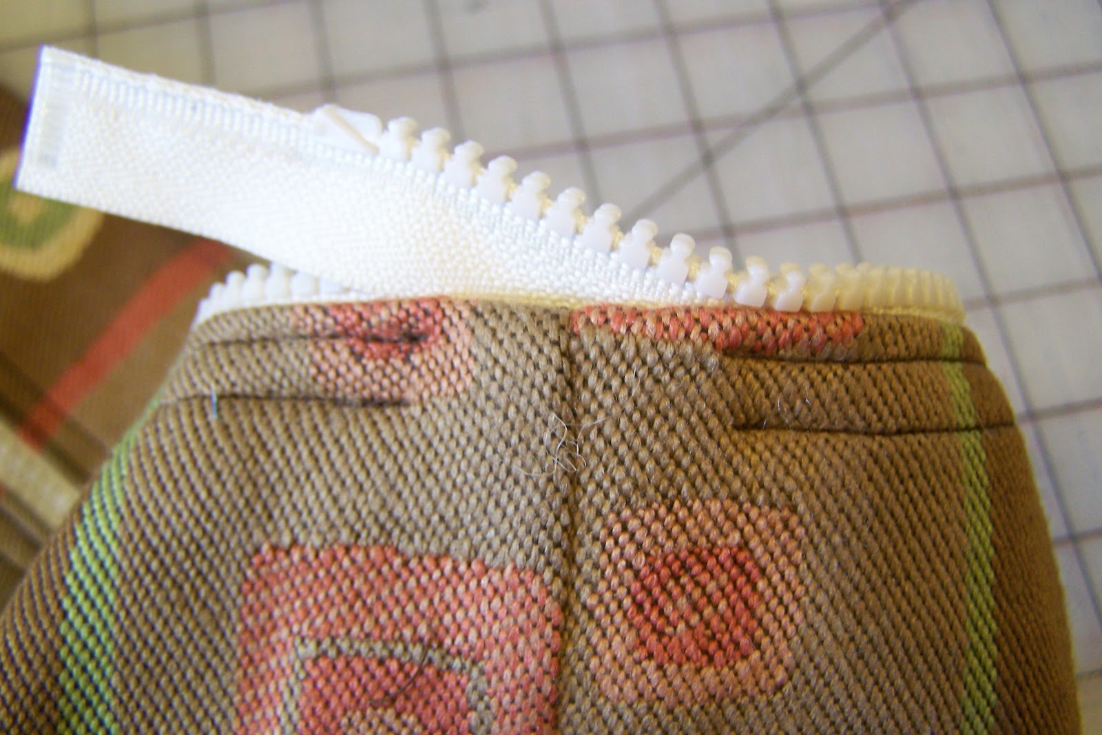 How to Add a Zipper to a Finished Tote Bag Maiden Jane