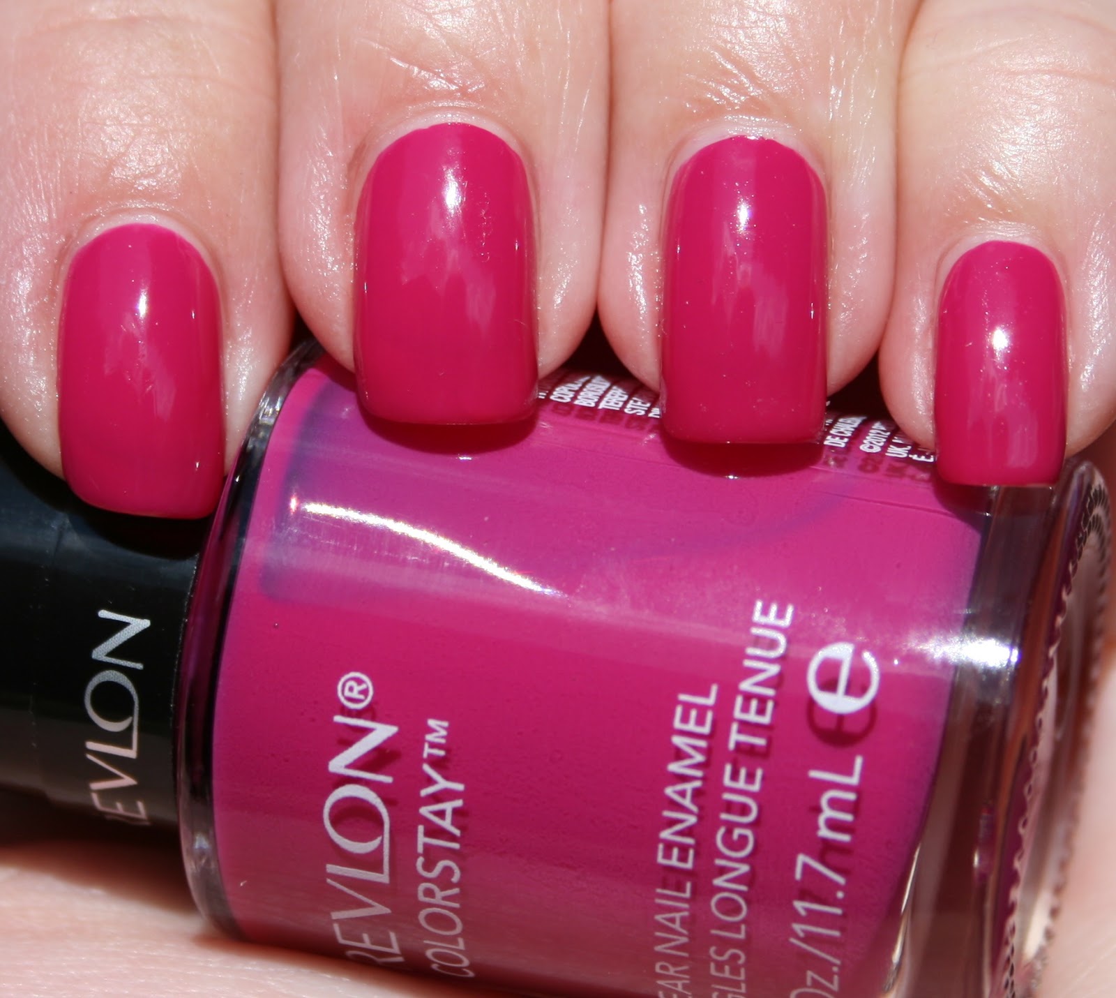 Sasha Says Nails... I'm a Manicure Momma: Revlon ColorStay in Rich Raspberry
