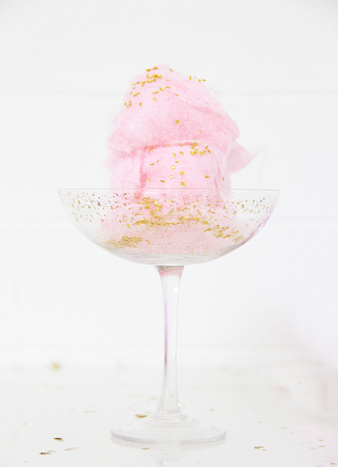 A Bubbly Life Cotton Candy Edible Glitter Sparkling Wine Cocktail