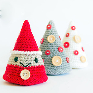 Amigurumi Crochet Christmas Tree Free Crochet Patterns, crochet christmas tree, amigurumi christmas tree, free pattern christmas tree, crochet holiday tree, crochet christmas decor, crochet christmas gift, crochet christmas table decor, crochet christmas tree ornament, christmas tree ornament, crochet ornament, crochet tree ornament, amigurumi tree ornament, christmas amigurumi, diy christmas tree, christmas tree craft, christmas crafts; 