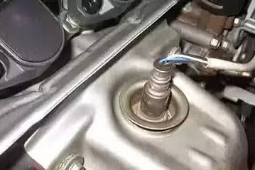 Fungsi Dan Cara Kerja Oksigen Sensor (O2 Sensor) Pada Mobil EFI