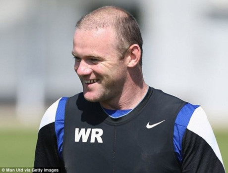 Chi ca ty dong cuu chua, toc cua Rooney van lo tho nhu ong gia - Anh 5