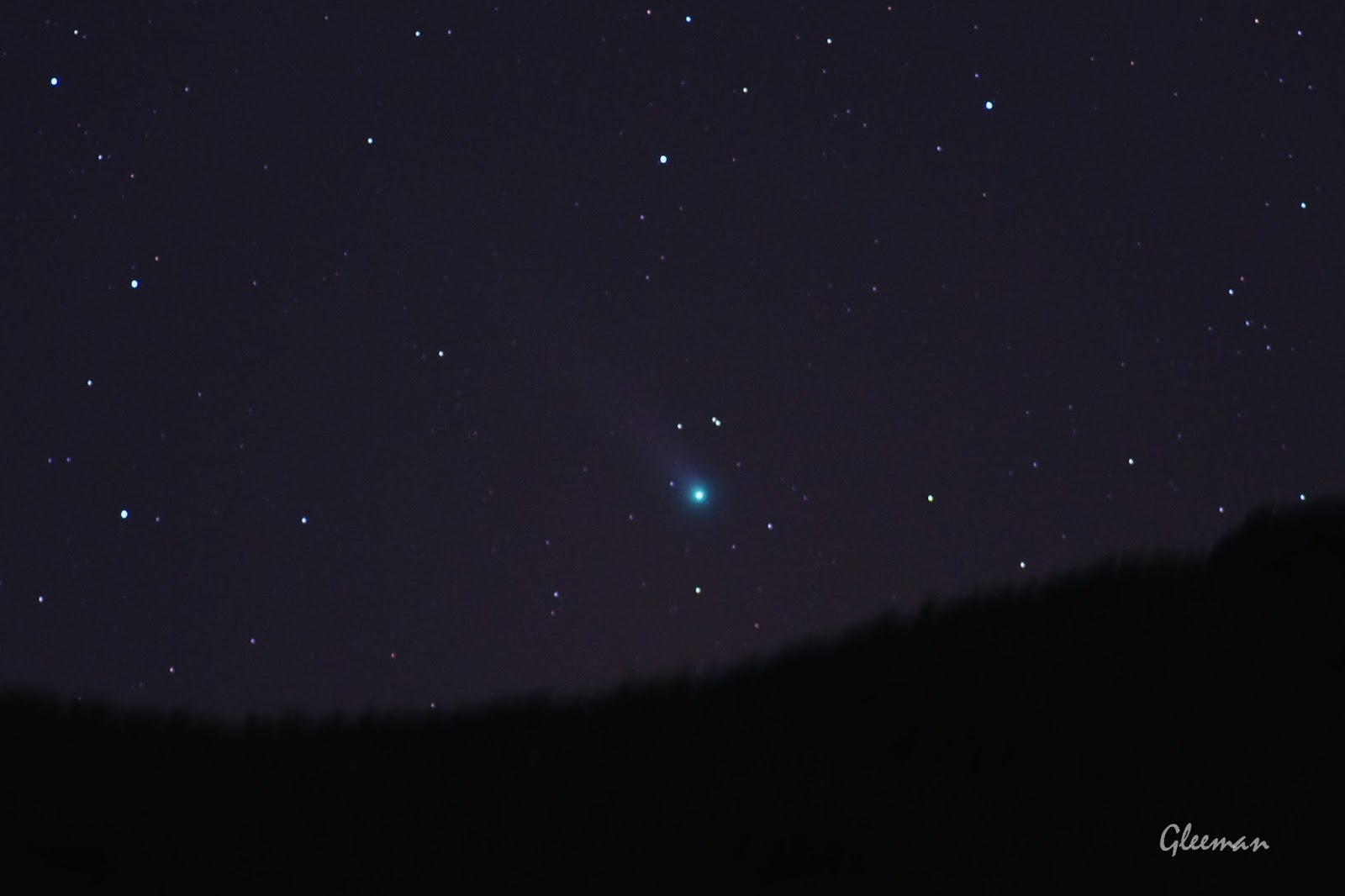 從小觀音山昇起的Lovejoy 彗星 / Pentax O-GPS1