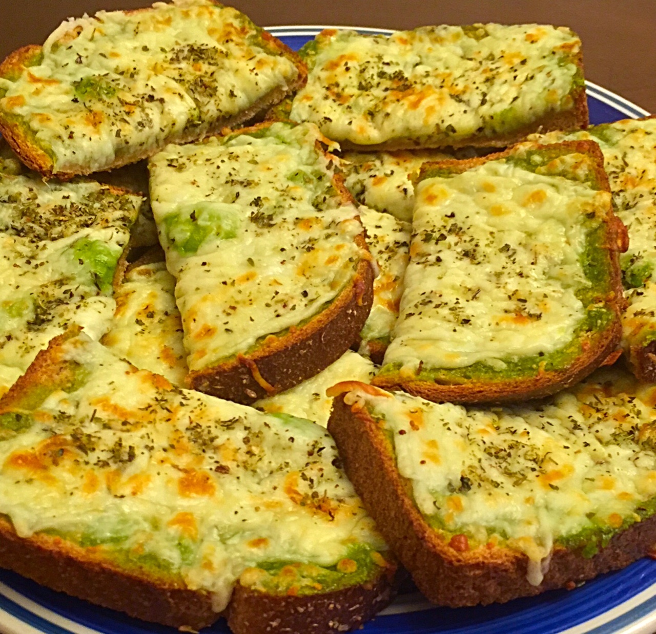 shiba's cuisines Cheesy Garlic Bread Bites