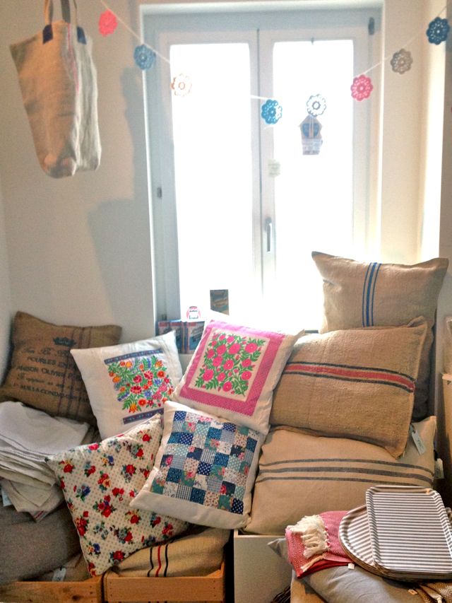 My Rose Valley A bunch of pillows