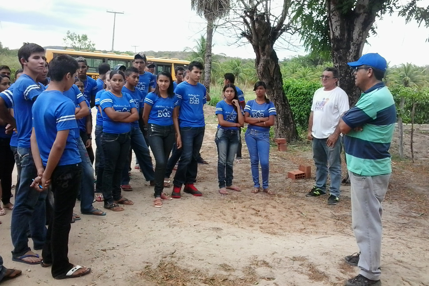Alunos Da Eem Etelvina Gomes Bezerra Visitam A Fazenda Experimental Da Ufc Noticias De Pentecoste