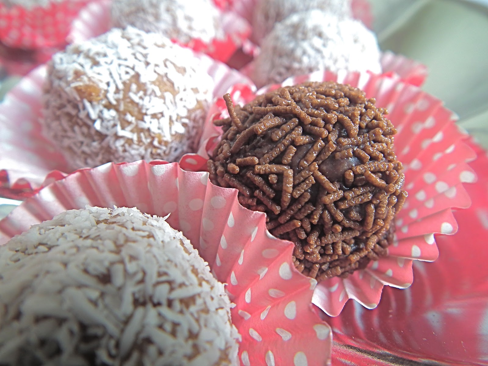 Sugabuttacream Caramel Ginger Rum Balls and Chocolate Cappuccino Balls