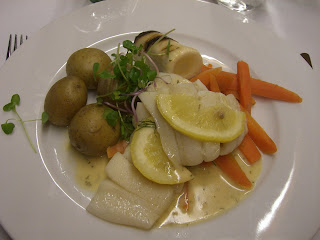 Middag%2Bp%25C3%25A5%2Bhotellet - Maten här i Danmark