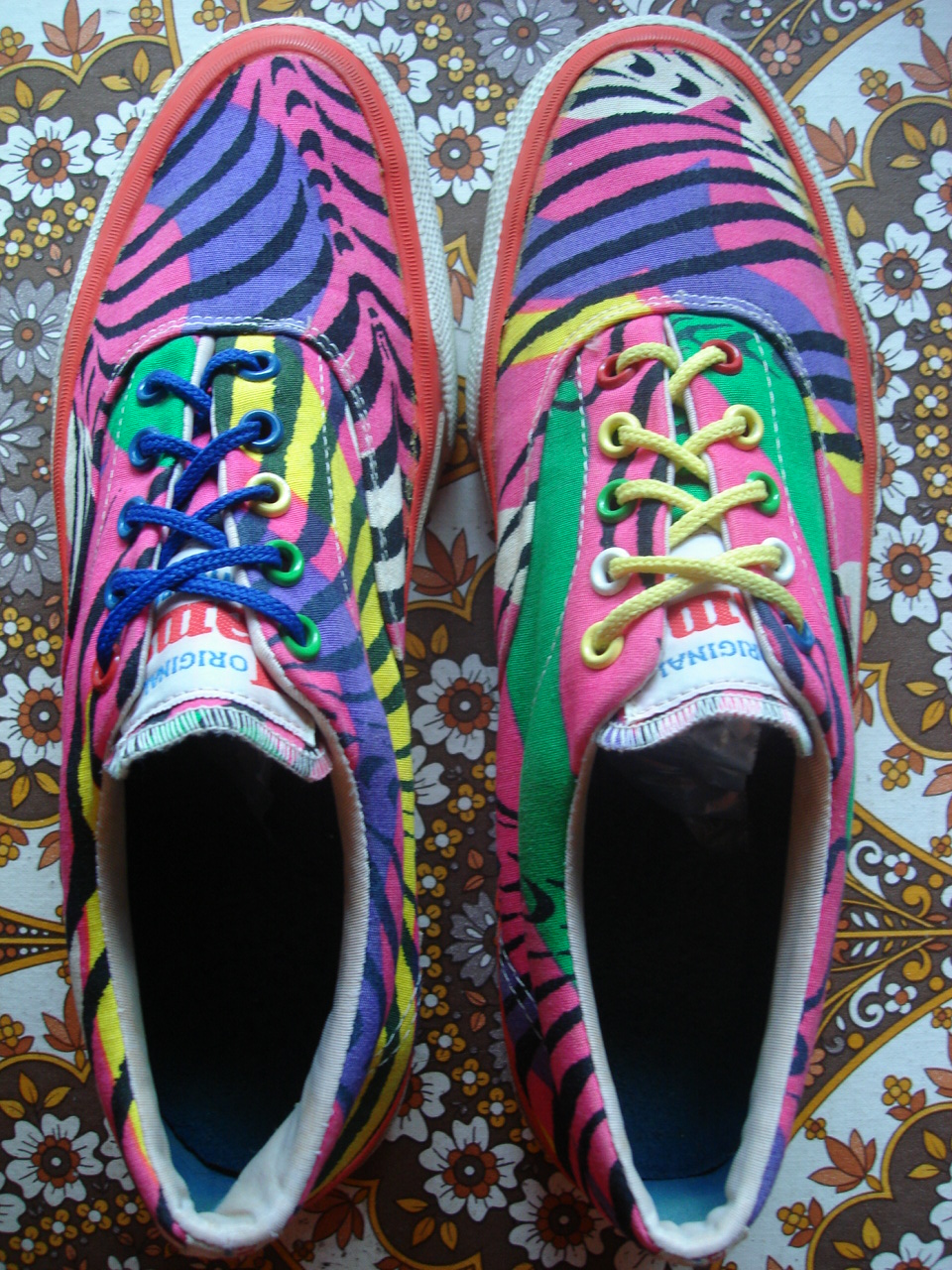 tiger stripe converse