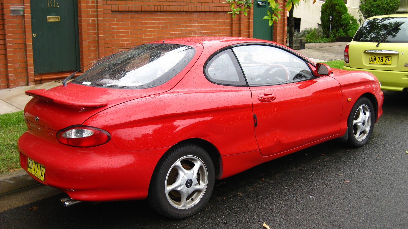Aussie Old Parked Cars: 1996 Hyundai Coupe