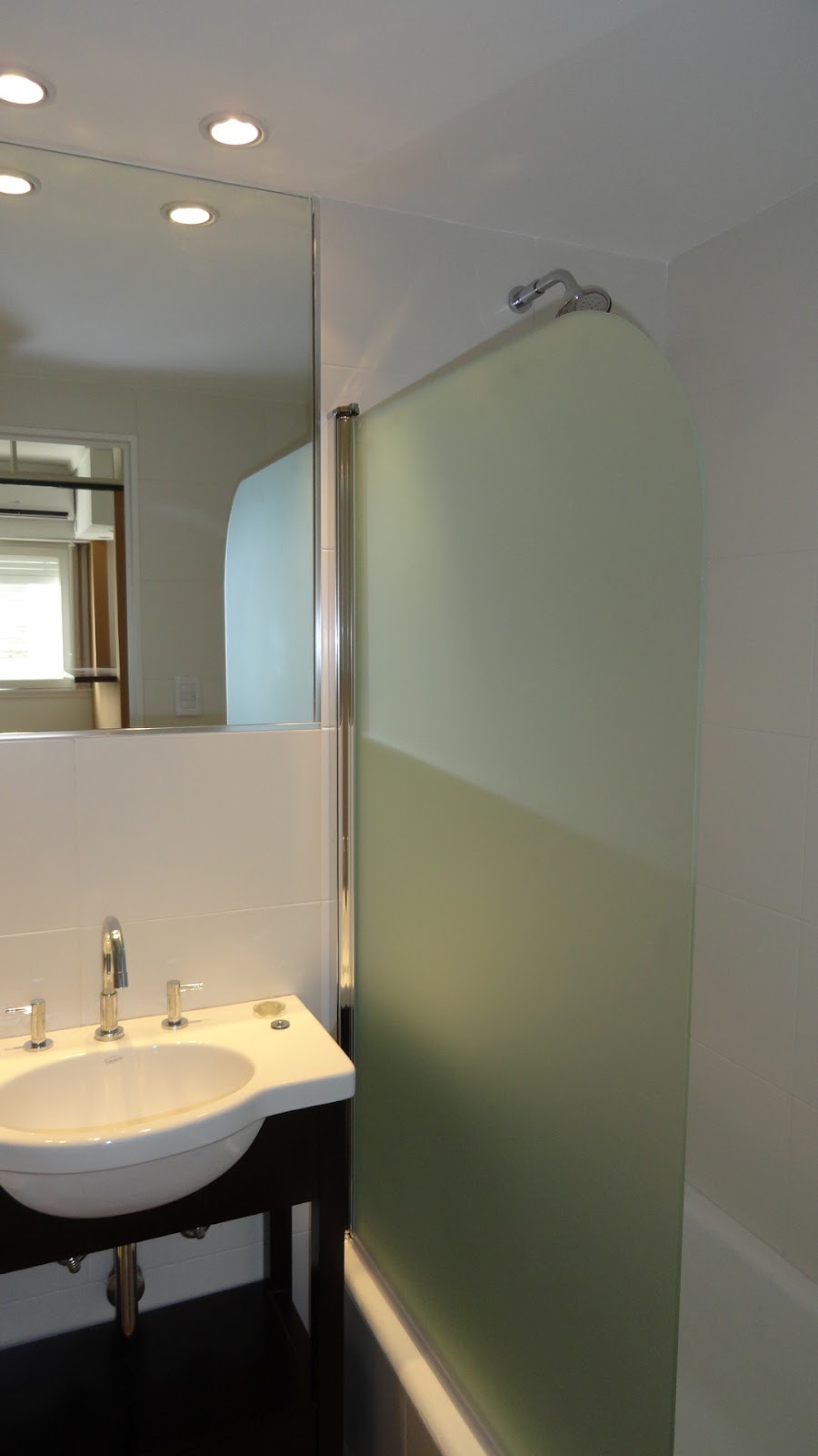 mM arquitectura de interiores: REFORMA LAPMAN- el baño