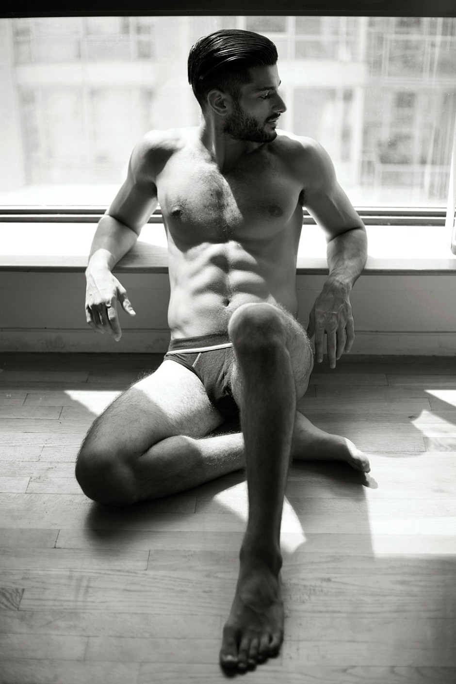 Big Bulge in Brief Samy by Stefan Mreczko