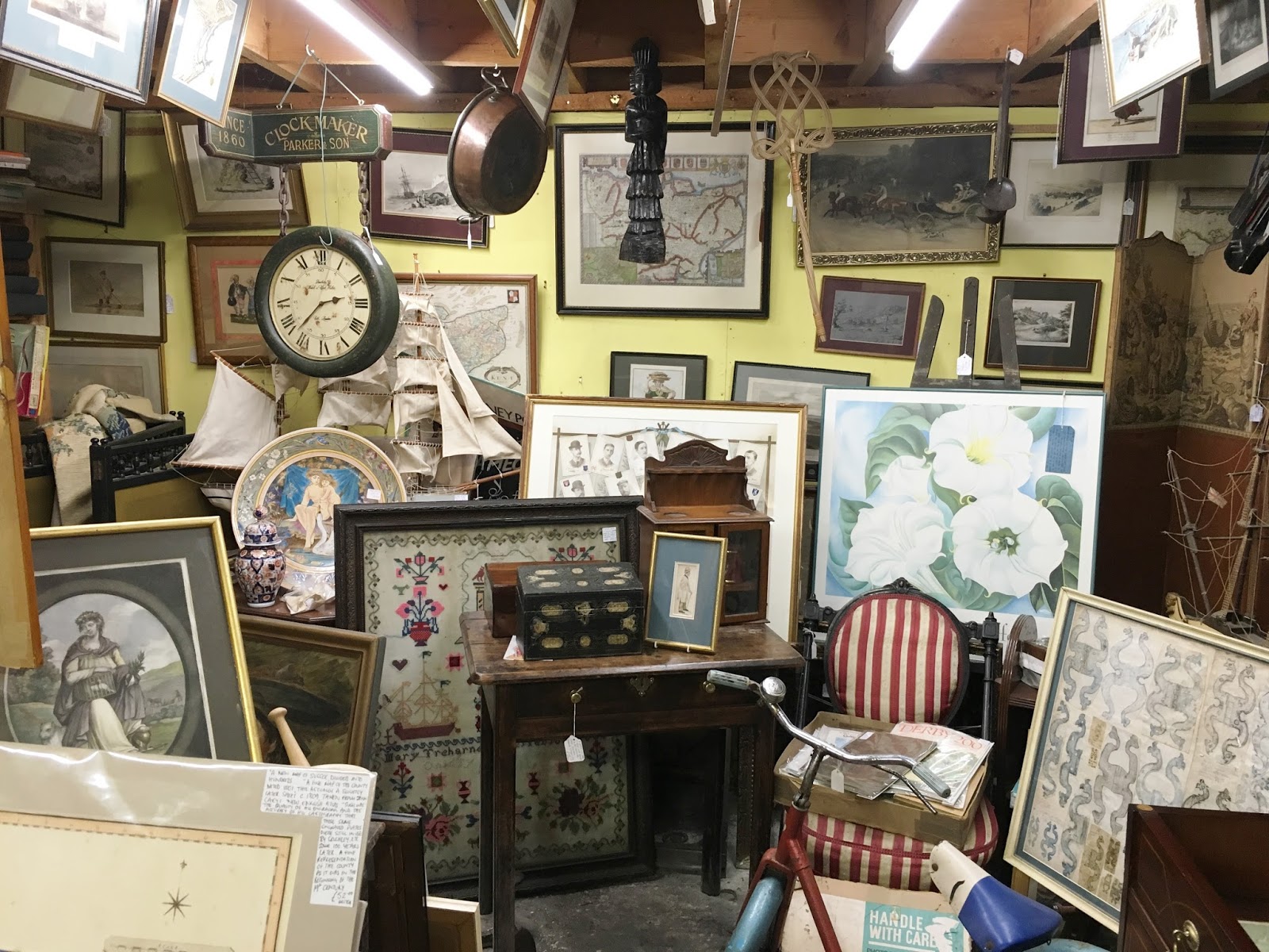 Hastings Old Town antique and junk shops