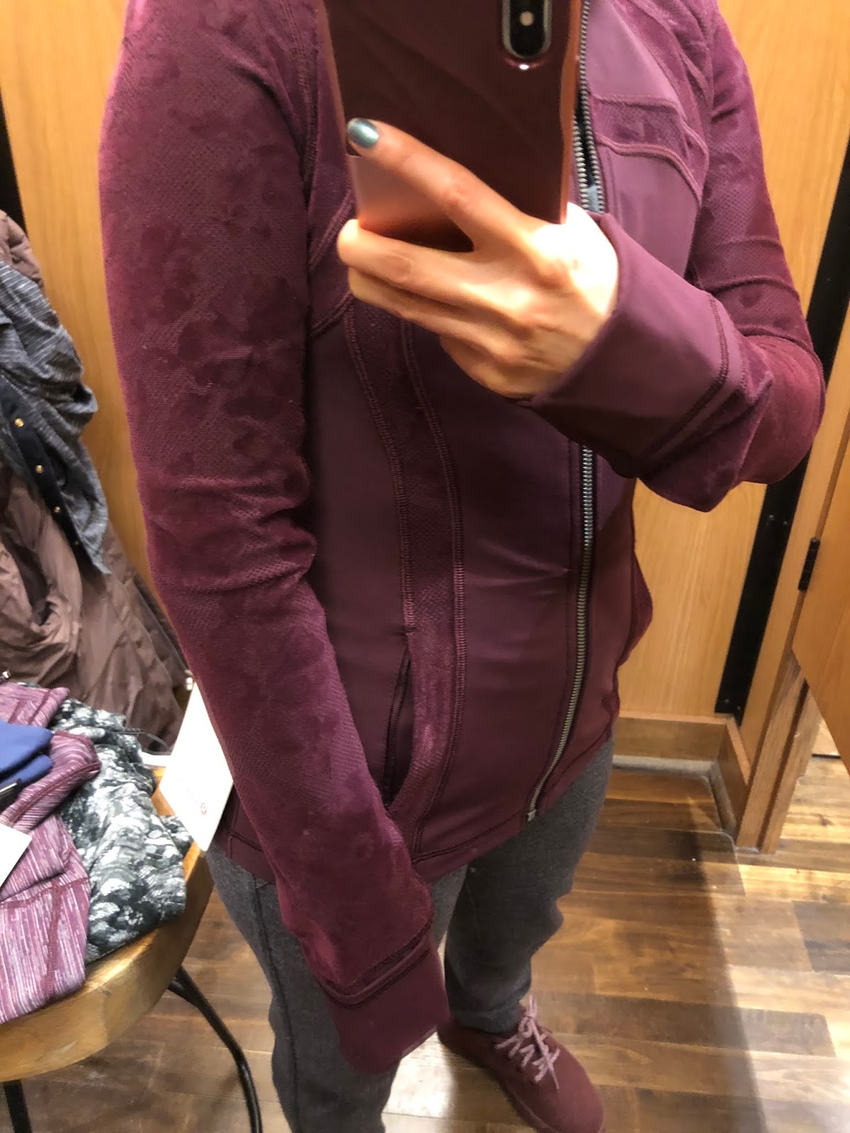 lululemon velocity vest