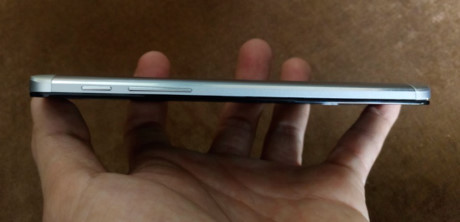 Flash Plus 2 chinh thuc ra mat thi truong Viet Nam, gia 3,2 trieu dong - Anh 5