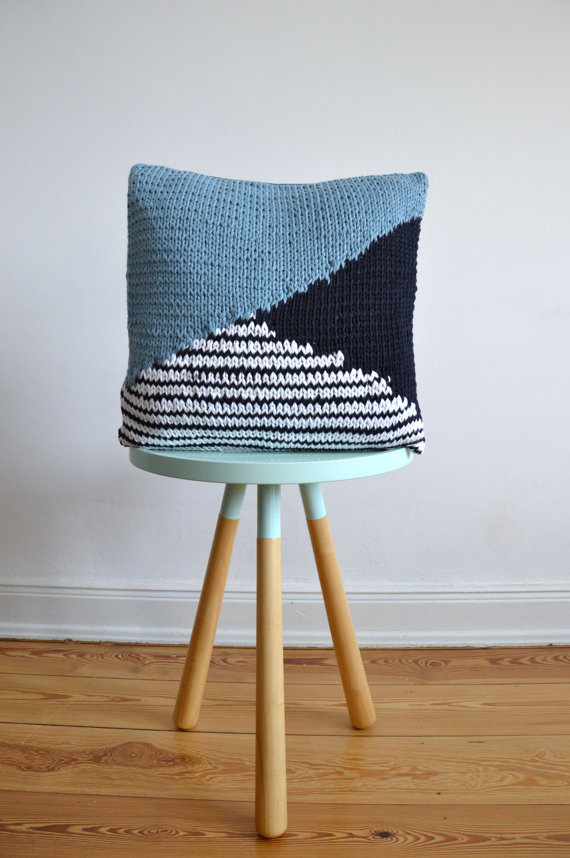 Hand knitted cushion by hjartslag on Etsy