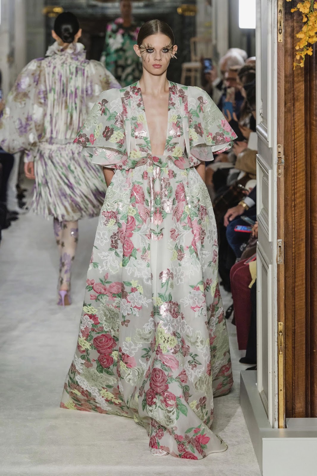 Oh, Oh, VALENTINO