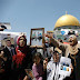 Palestinians show solidarity with hunger strikers