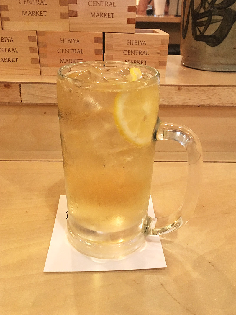 東京ミッドタウン日比谷3階にある大衆居酒屋『一角』自慢のハイボール