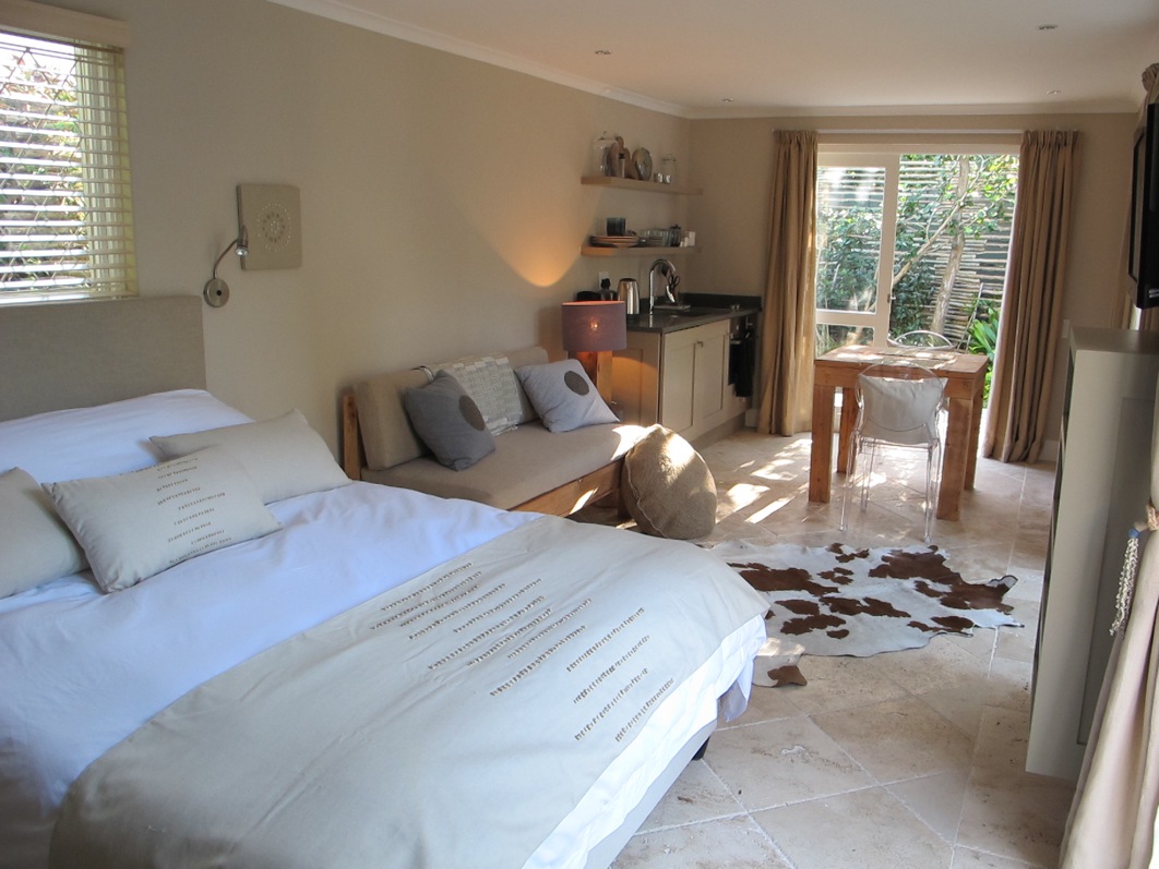 Designs by Soul: Guest cottage interiors