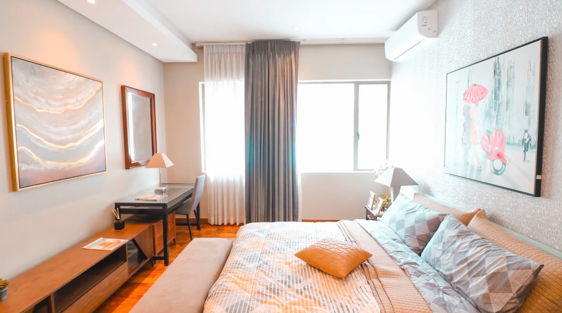 20 Interior Design Photos vs. New Manila, Luxury Townhouse Tour