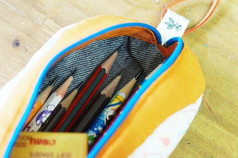 Pencil Case Fabric DIY Tutorial Ideas!
